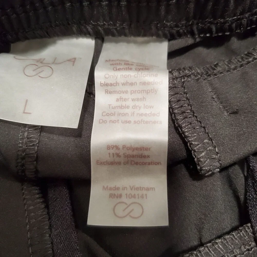 CALIA Women's Size Large Journey Woven Bermuda Short Black NWT Mid Rise pull on
